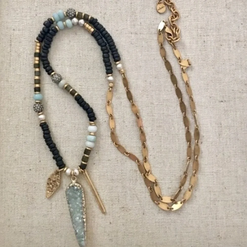 Stella & Dot | RARE Retired Artisan Druzy & Hand-beaded Pendant Necklace - Picture 5 of 9